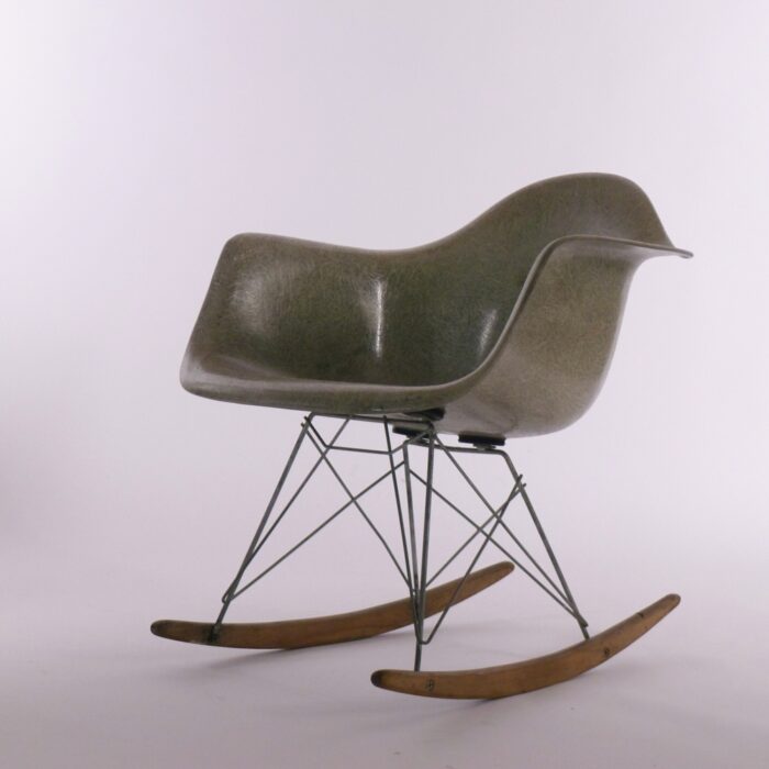 EAMES - Image 6