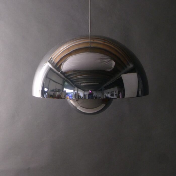 PANTON - Image 4